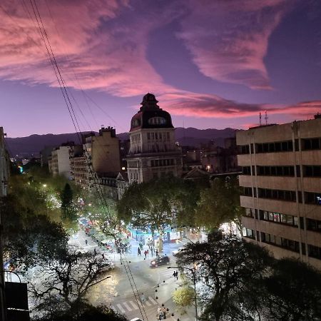 Garibaldi Apartment เมนโดซา ภายนอก รูปภาพ